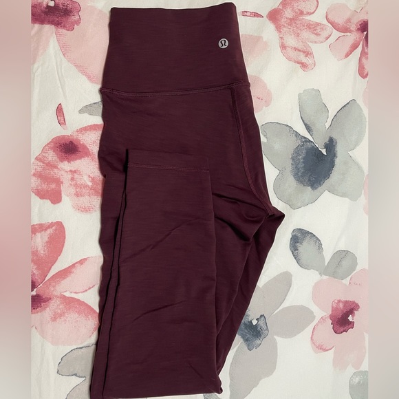 Lululemon Wonder train contour fit high rise tight 25” - Picture 1 of 1